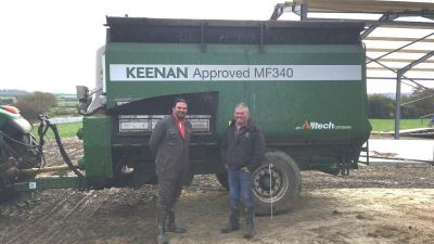 Neilius and Con O' Sullivan with their KEENAN diet feeder